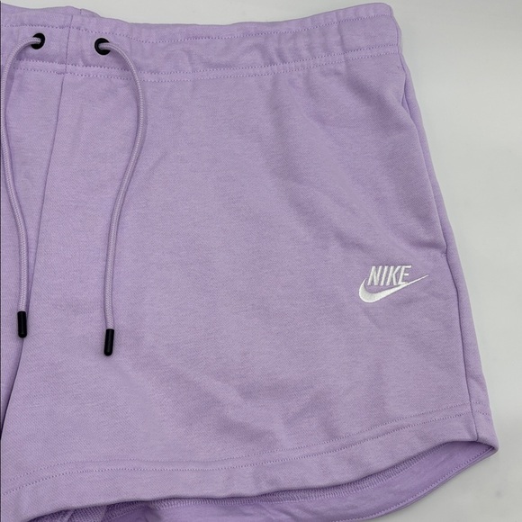 Nike Sportswear Club Fleece Mid-Rise Shorts - Picture 2 of 7